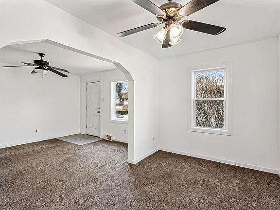 5th image of 406 Averill Ave