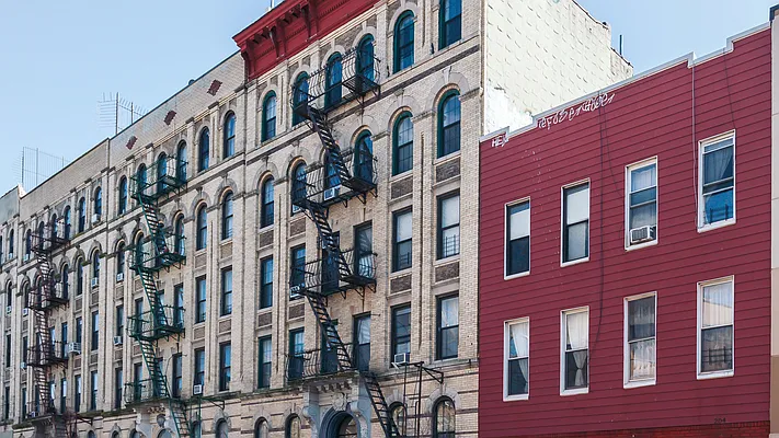 Rented by Nooklyn NYC LLC | media 12