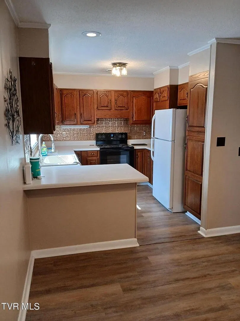 5129 Bluff City Highway — Photo 1