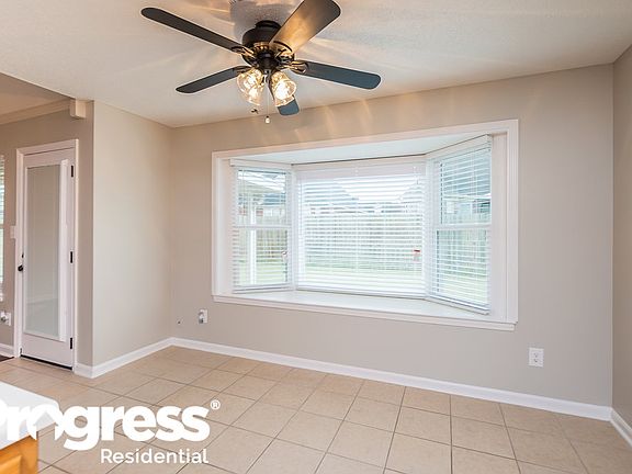 5th image of 4095 Ravenwood Park W