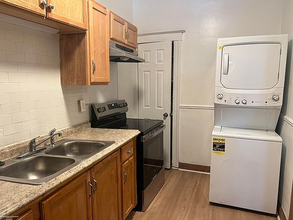 5th image of 1533 W Hancock St #2E