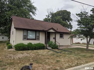 209 S 6th Ave, Morton, IL