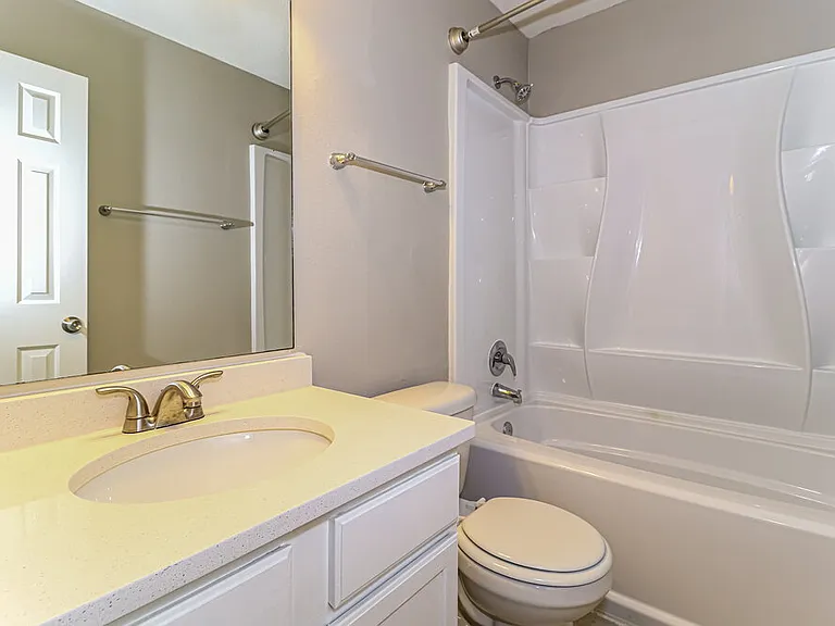 120 Pinewood Dr — Photo 13