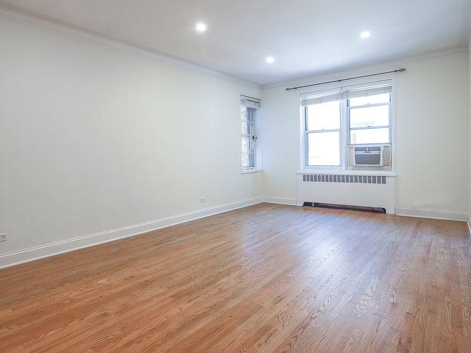 1st image of 300 W 53rd St APT 5A