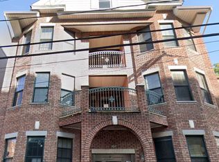 41 Van Reypen St APT 1R, Jersey City, NJ 07306