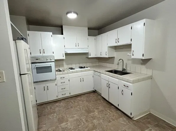 132 Village Ct #3, Walnut Creek, CA 94596