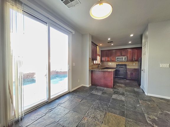 4th image of 9530 Windsor Forest Ct
