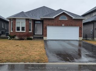63 Stonecrest Blvd, Quinte West, ON K8R 1G3