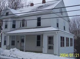 7 Free St, Dexter, ME 04930