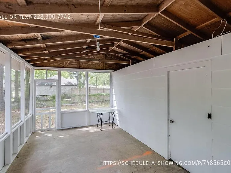 16201 Cervantes Ct — Photo 17
