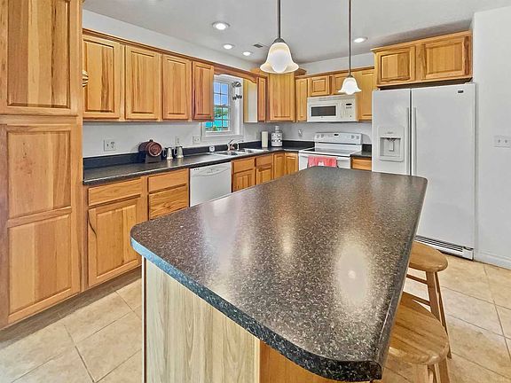 4th image of 3535 Manor Dr #A
