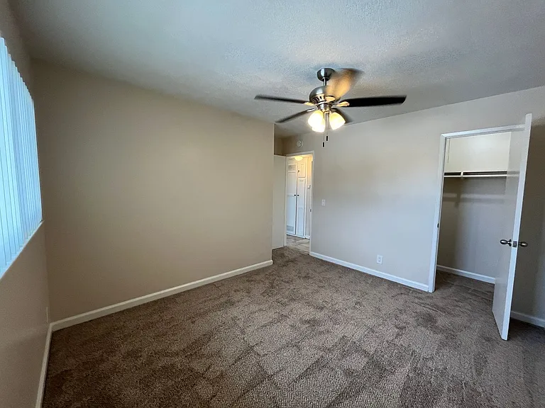 cmr3004 — Photo 14