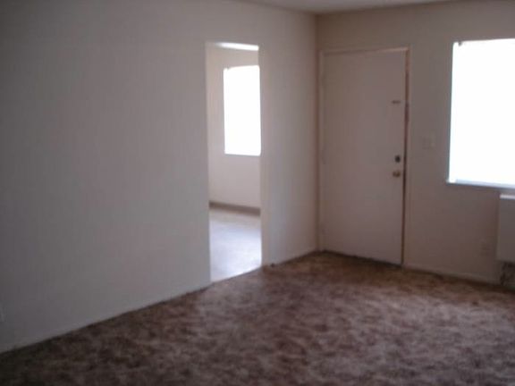 5th image of 10438 Buena Plaza Cir