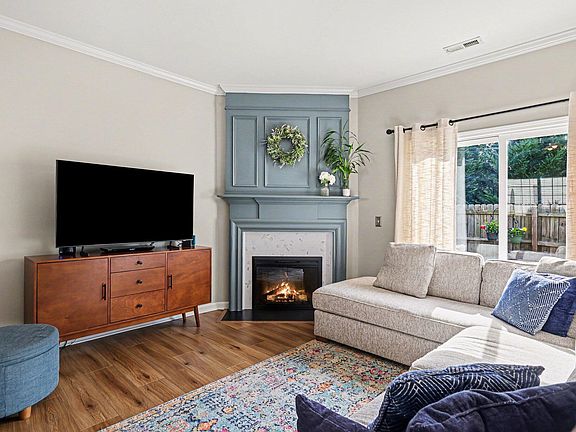 2nd image of 8211 Rhiannon Rd