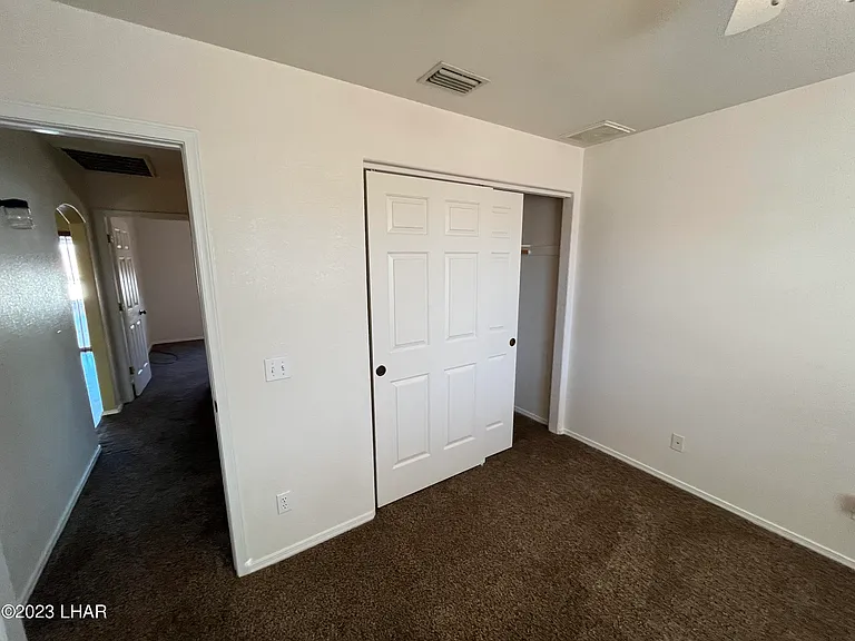 2557 Palisades Dr — Photo 15