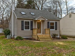 1762 Red Bird Rd, Madison, OH 44057