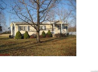 4567 Saint Louis Rock Rd, Villa Ridge, MO 63089