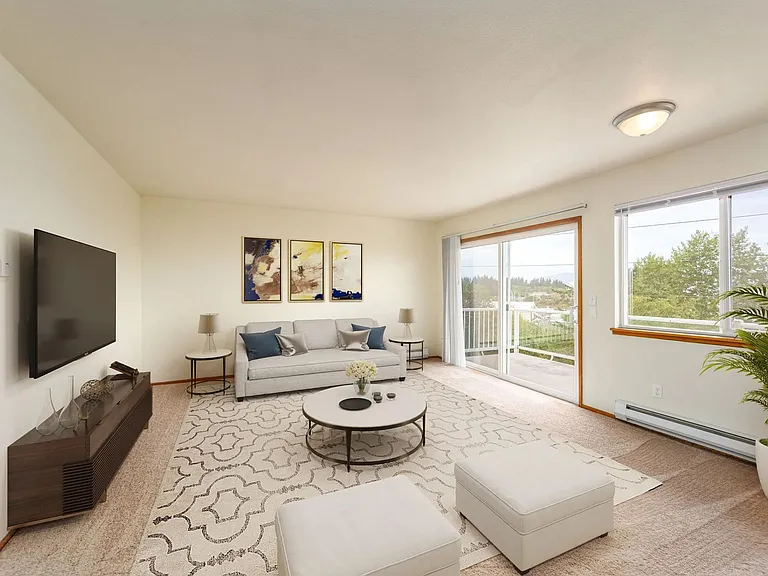 Island View Apartments — Photo 6