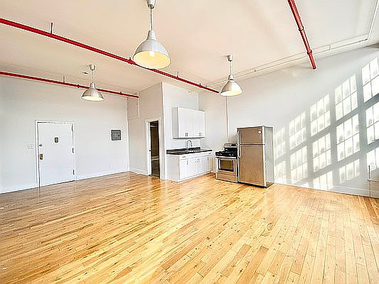 5th image of 248 McKibben St APT 3F