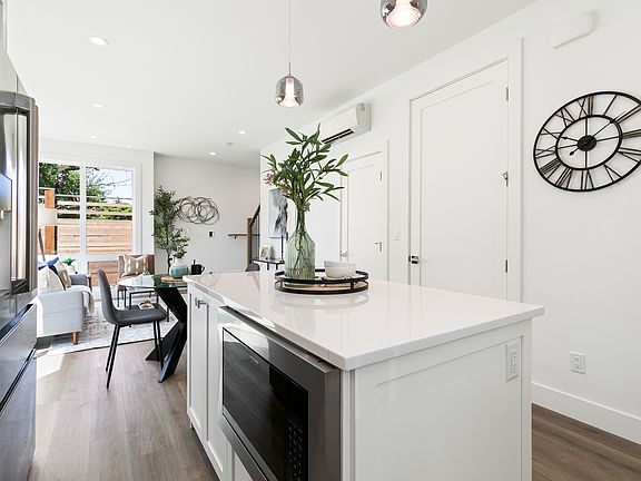 3rd image of 9061 Meridian Pl N