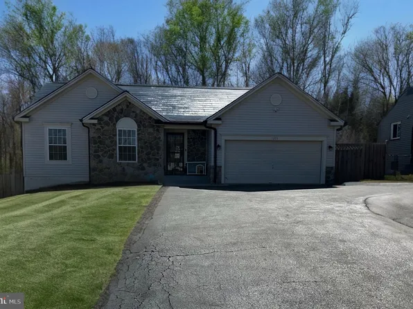 1205 Smith Village Rd, Silver Spring, MD 20904