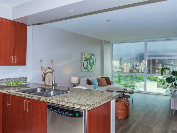 909 Kapiolani Blvd APT 2807, Honolulu, HI 96814