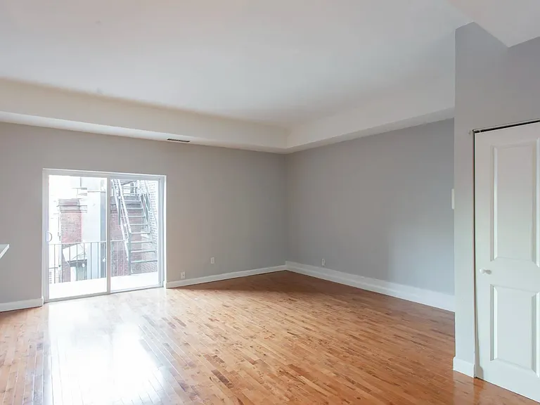2015 Walnut St #409 — Photo 12