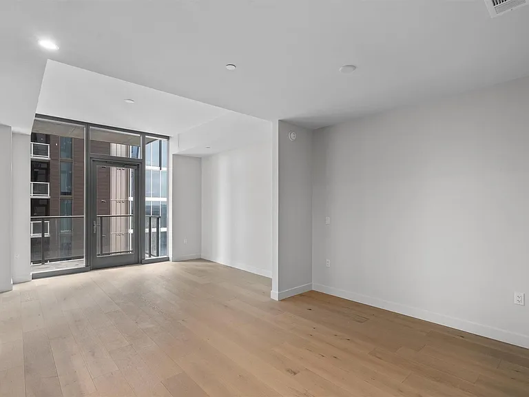 44 East Ave #2306 — Photo 3
