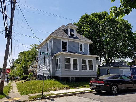 4th image of 344 Painter St