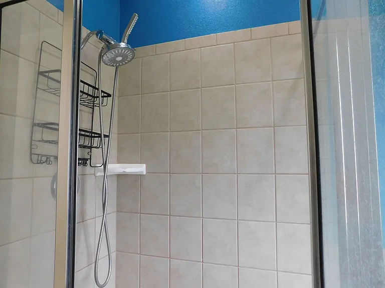 566 Garnet Dr — Photo 14