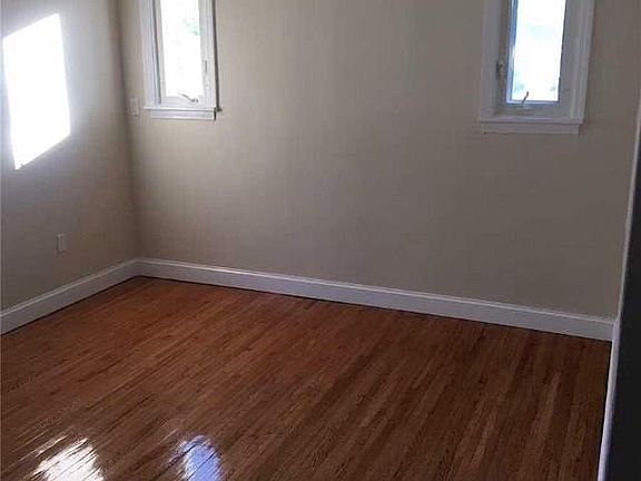 3rd image of 25313 86th Ave