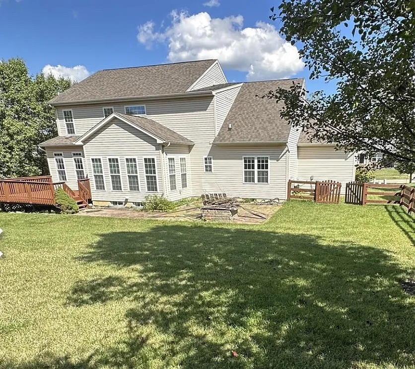 Building Photo - 5089 Springleaf Dr