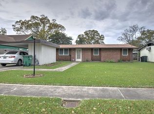 27 Albert Ct, Metairie, LA 70003