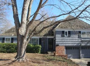 9501 Woodson St, Overland Park, KS 66207