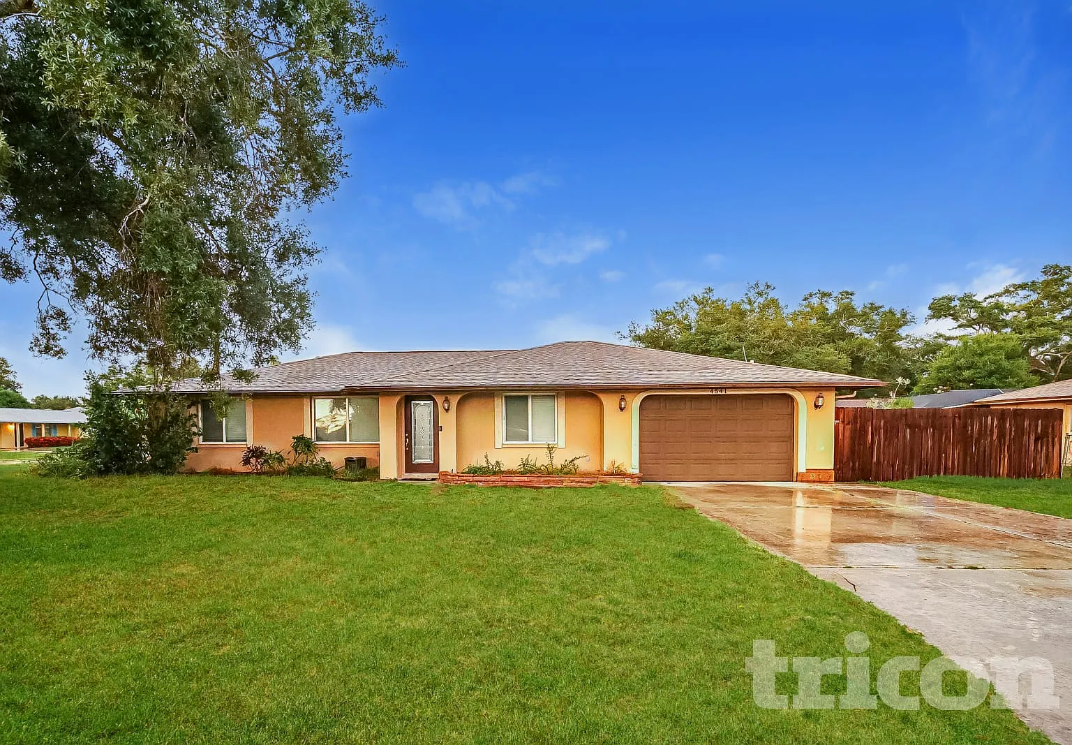 4541 Crystal Rd Venice FL — Photo 1