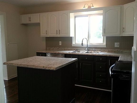 3rd image of 12552 E Michigan Ave