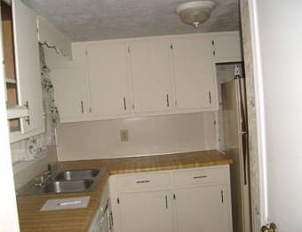 2nd image of 164 Maddox St APT H