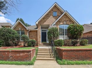 413 Red River Trl, Irving, TX 75063