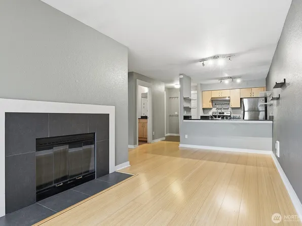 840 NE 125th Street NE #304, Seattle, WA 98125