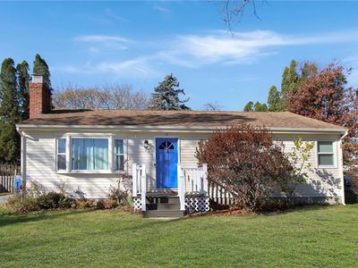 17 Wood Rd, Middletown, RI, 02842