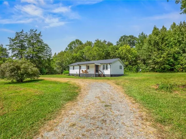 1498 W State Highway 65, Walnut Cove, NC 27052
