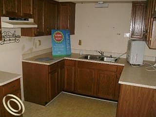 2nd image of 22832 Lincoln Ct