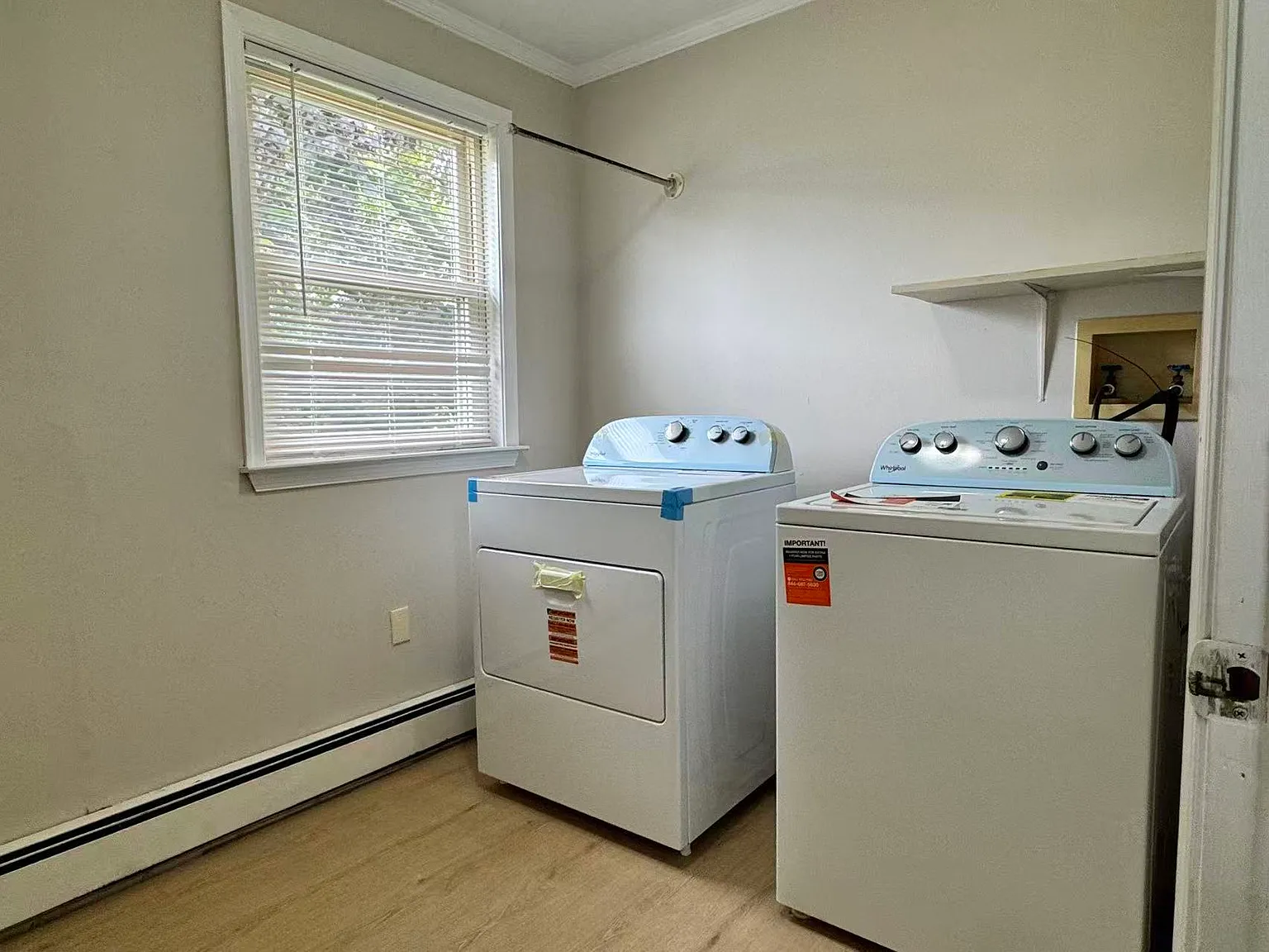 5 bed, 2350 sqft, $2,700 — Photo 3