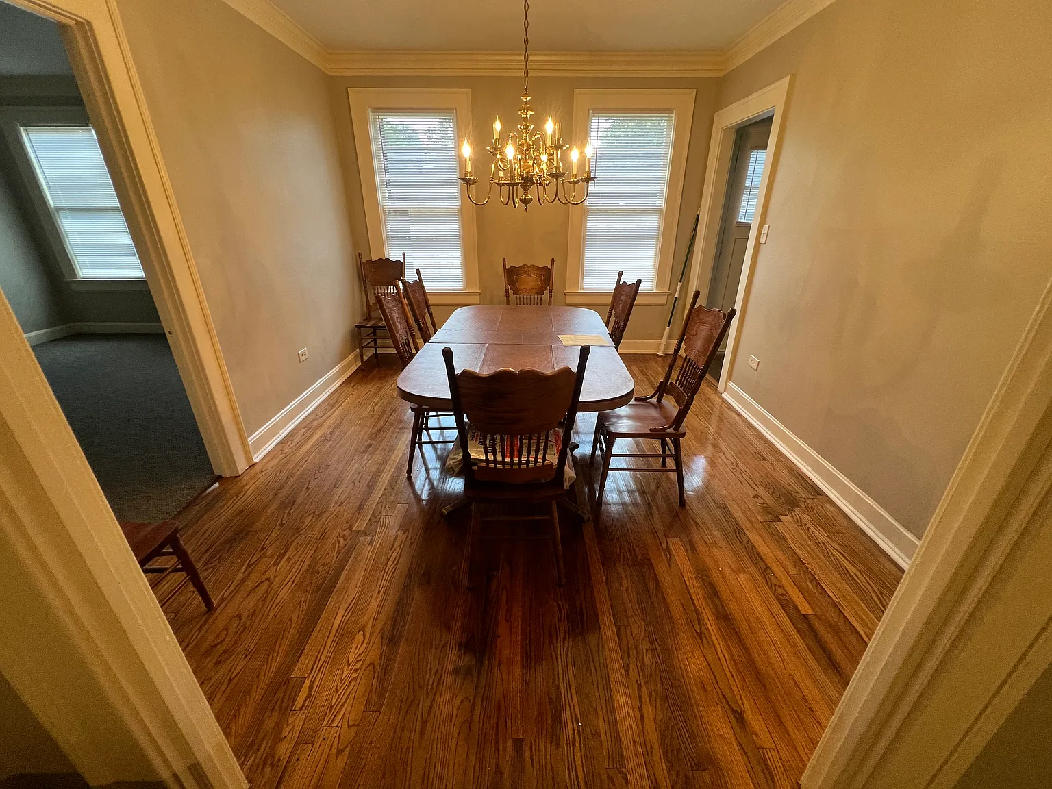 3 bed, $1,400 — Photo 4