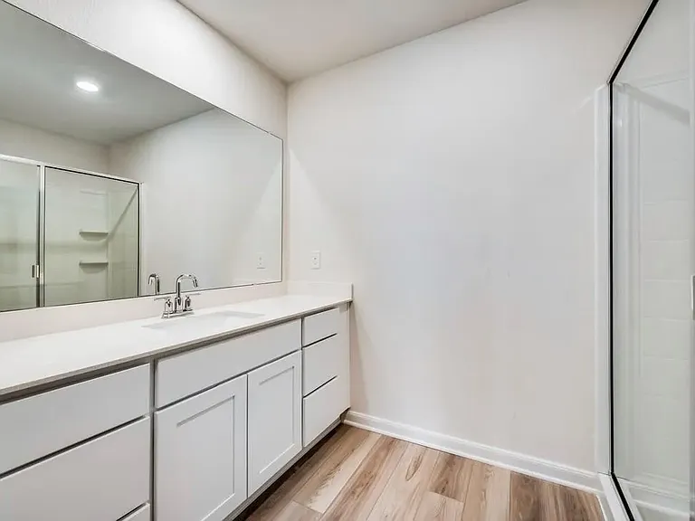 1224 Parker Dr — Photo 10