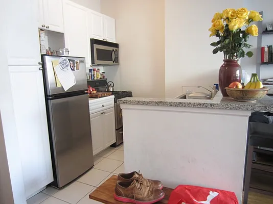 Rented by City Connections Realty | media 8