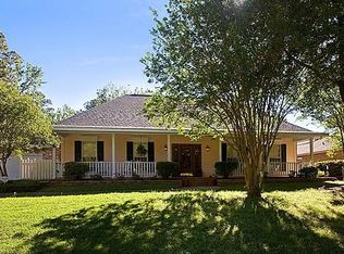 318 Magnolia Ln, Covington, LA 70433