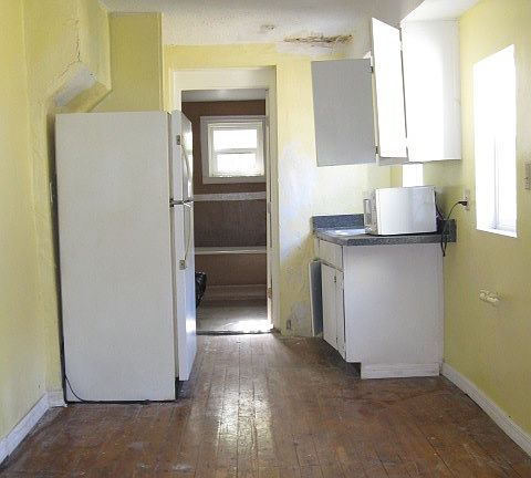 3rd image of 1900 Saint Ann St