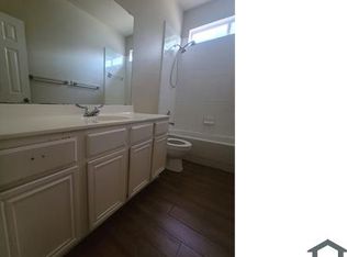 813 Betty Ct APT B, Hurst, TX 76053