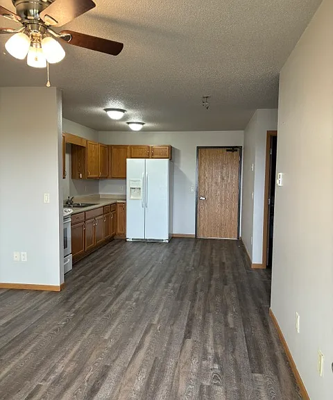 412 S Broadway St #25 — Photo 6